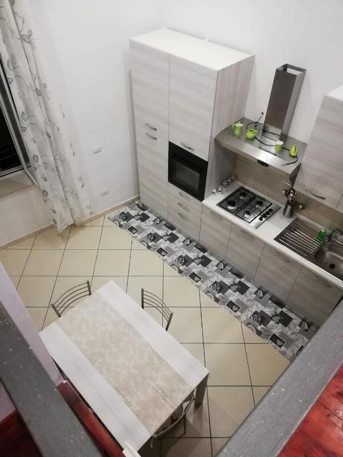 Aurora Apartment Nel Cuore Di Napoli المظهر الخارجي الصورة